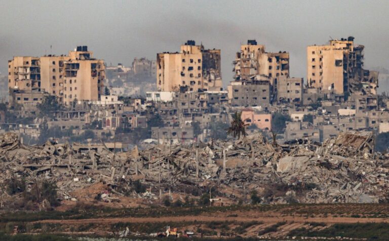 “العربي لحقوق الإنسان” يدين أوامر الإخلاء القسري ضد الفلسطينيين