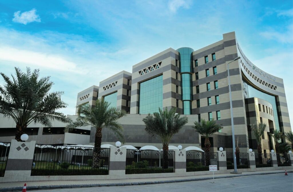 تنفيذ أكثر من 7500 برنامج إرشادي بالكليات والمعاهد 1 57d4ec2dd5