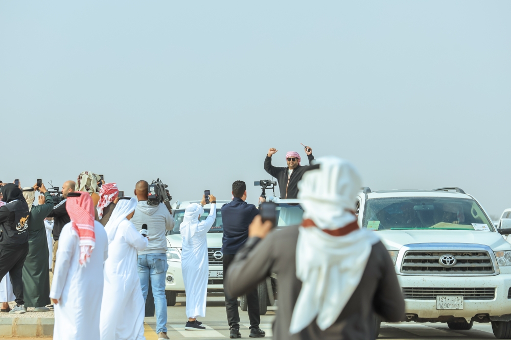 ملاك-الهجن-الإماراتيين-أبطالاً-لكؤوس-مهرجان-خادم-الحرمين-الشريفين 