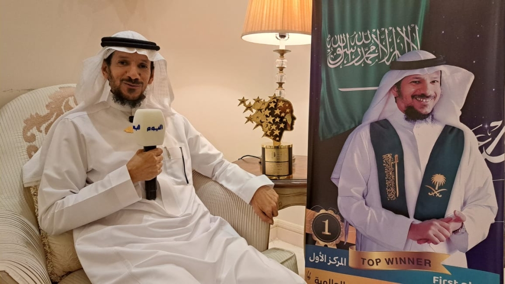 “اليوم”-تحاور-السعودي-الحائز-على-“نوبل-للتعليم”:-أتقرب-للطلاب-عبر-الاستماع لمشاكلهم