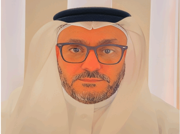 محمد بن منيع أبو زيد يقدم دليل شامل للرجل للبقاء حياً عند إضاءة غرفة زوجته وهي نائمة