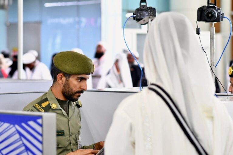حج-1446هـ.-استقبال-أولى-رحلات-ضيوف-الرحمن-من-إندونيسيا