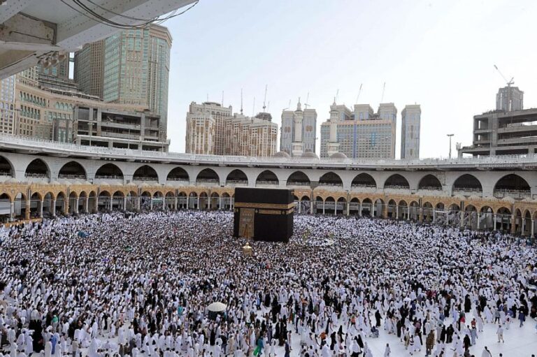 مدفوعة-الأجر.-ضوابط-وشروط-استحقاق-إجازة-أداء-فريضة-الحج