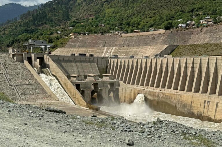 باكستان:-الضربات-الهندية-ألحقت-أضرارًا-بسد-مائي-في-كشمير