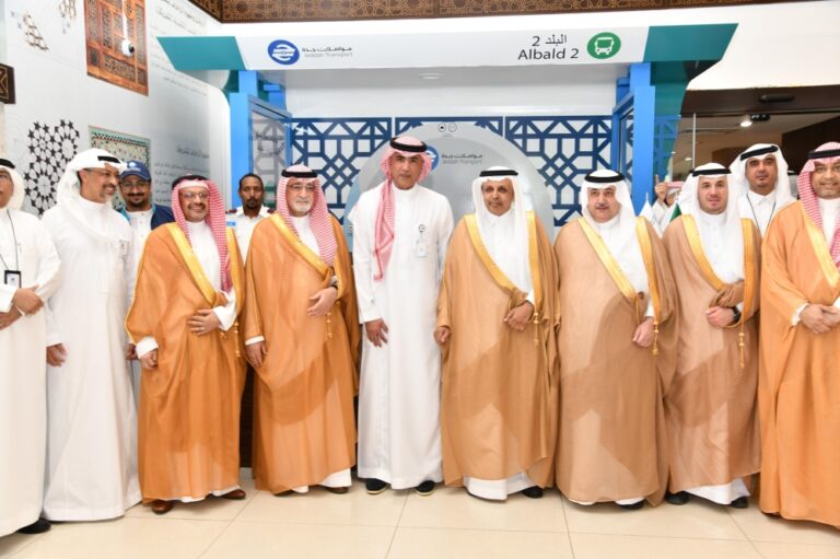 بتقنيات-ذكية.-جدة-تدشن-المرحلة-الجديدة-من-مشروع-الحافلات
