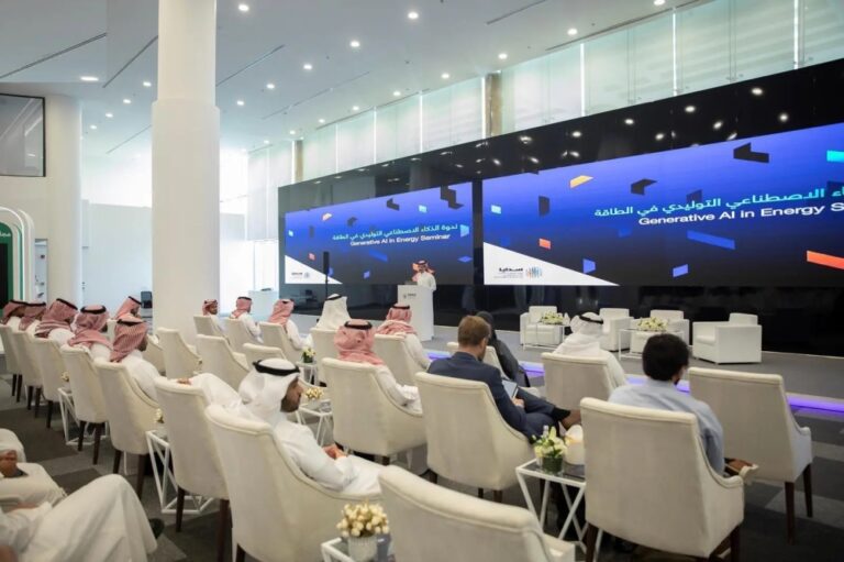 سدايا-تستعرض-أحدث-تقنيات-الذكاء-الاصطناعي-التوليدي-في-الطاقة