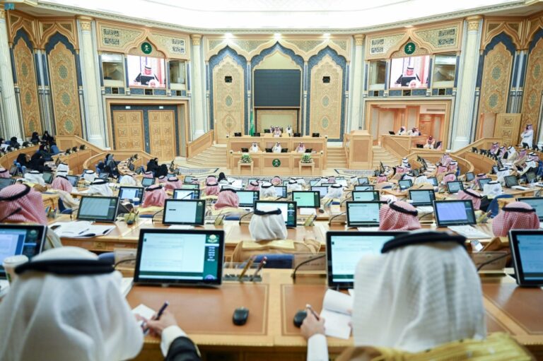 تعاون-برلماني.-رئيس-مجلس-الشورى-يبدأ-زيارة-رسمية-إلى-مصر