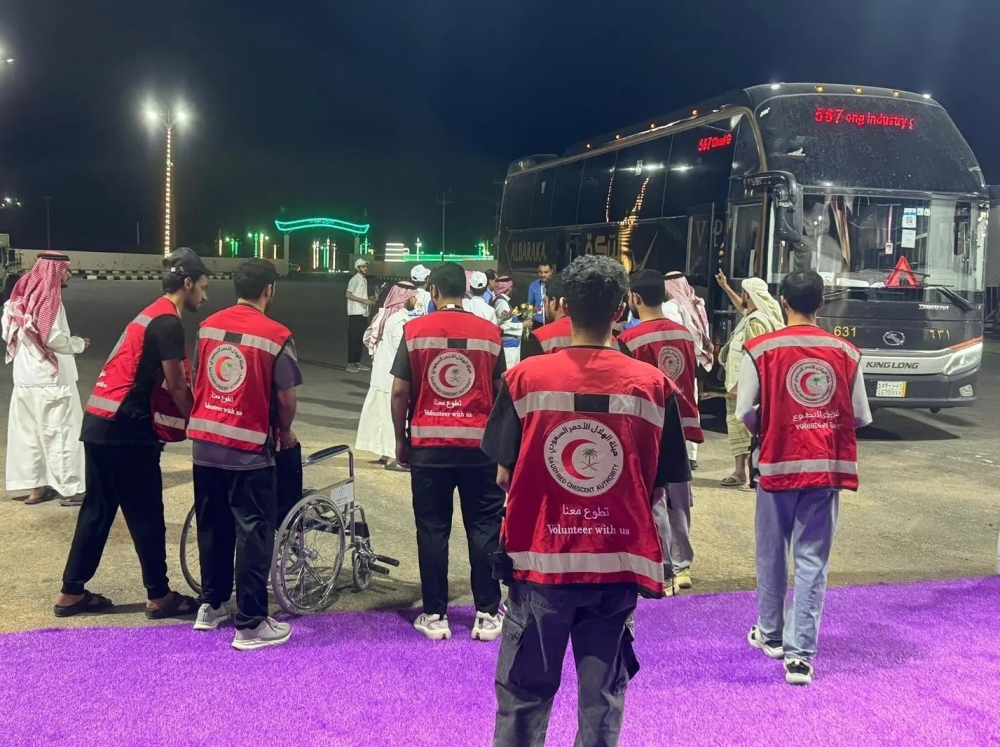 نجران.-الهلال-الأحمر-يقدم-خدمات-صحية-للحجاج-عبر-منفذ-الوديعة