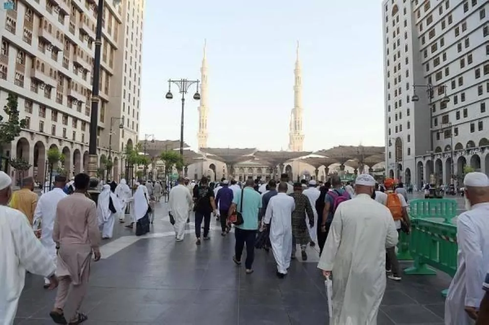 وصول-9-حافلات.-المدينة-المنورة-تستقبل-طلائع-حجاج-مصر-وإندونيسيا