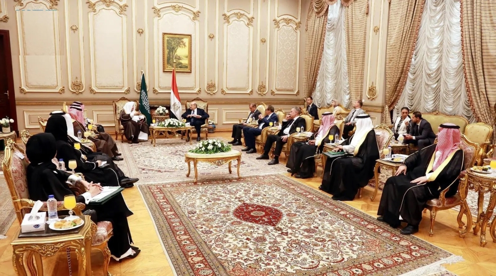 رئيس-الشورى-يبحث-سبل-التعاون-الثنائي-مع-رئيس-الشيوخ-المصري