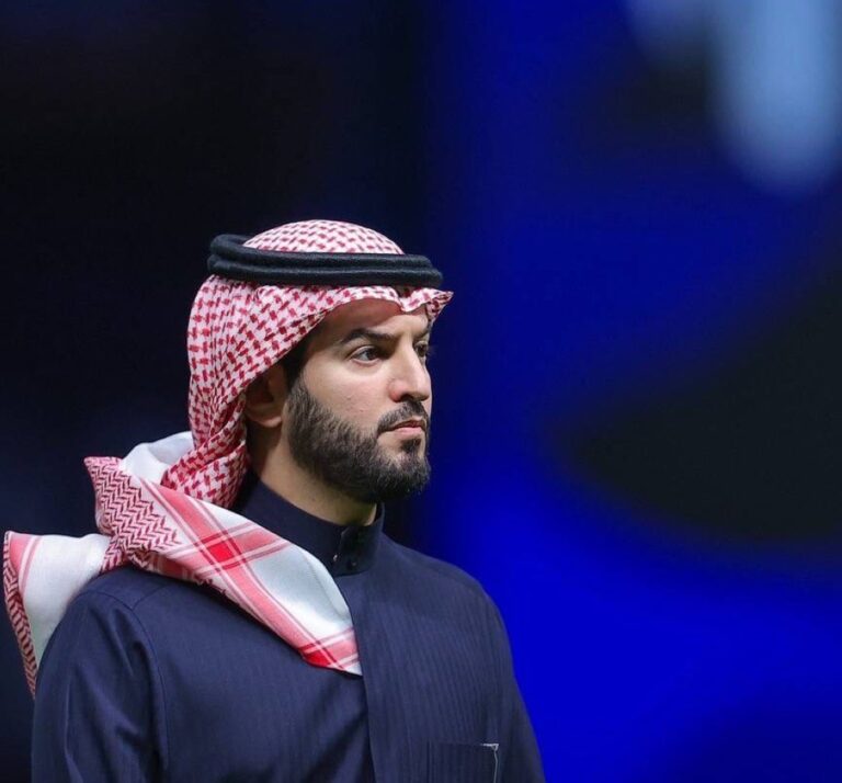 فهد-بن-نافل:-سيتم-الإعلان-عن-صفقات-الهلال-والمدير-الفني-الجديد-في-هذا-الموعد