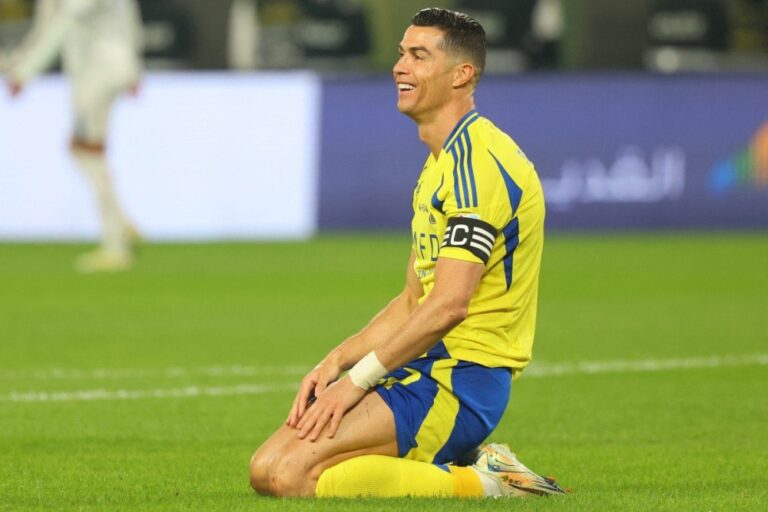 3-سيناريوهات-لمصير-كريستيانو-رونالدو-في-النصر-بعد-نهاية-عقده-–-عاجل 