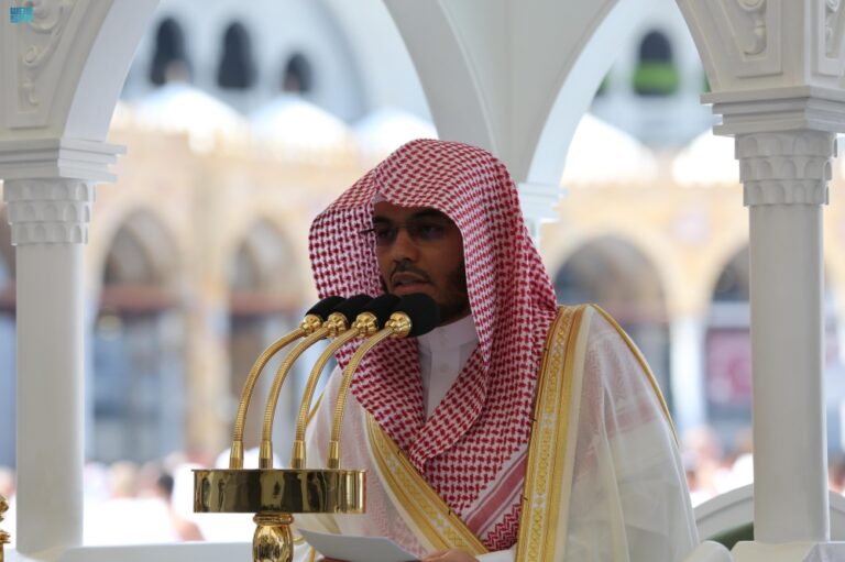 موسم-الحج.-توجيه-باختصار-خطبة-الجمعة-وصلاتها-في-الحرمين-الشريفين