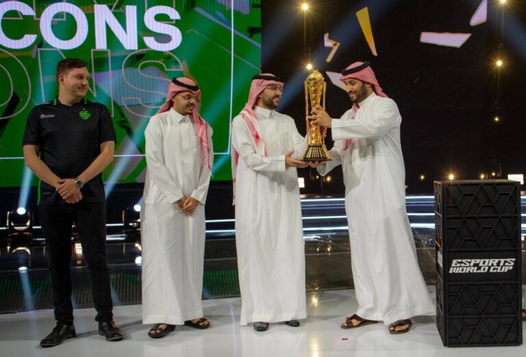 “فالكونز”-أبطال-كأس-العالم-للرياضات-الإلكترونية-نحو-مزيد-من-النجاحات-العالمية
