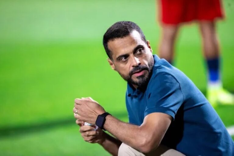 ضمك-يستقر-على-رحيل-خالد-العطوي 