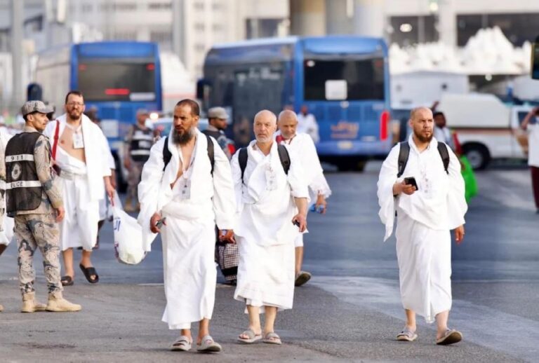 إرشادات-لضمان-سلامة-الحجاج.-إصدار-مواصفات-ملابس-الإحرام-والأدوات-الشخصية