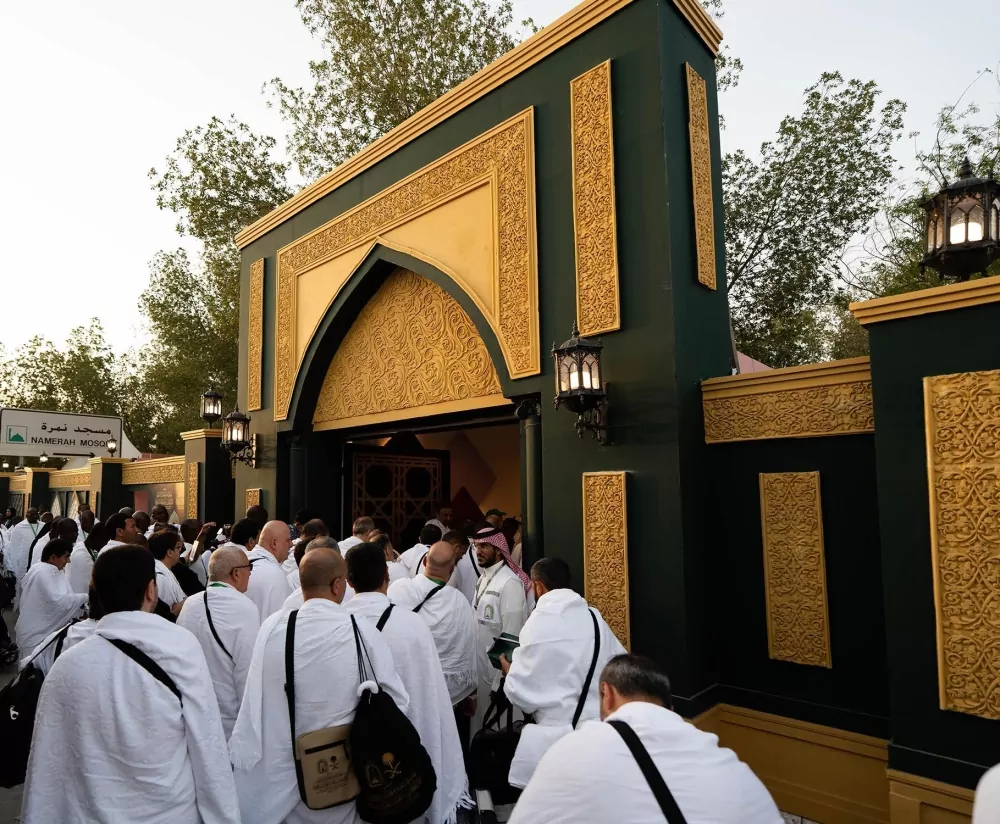 لسلامتهم-من-الحرارة.-“الحج”-تؤكّد-على-الحجاج-البقاء-بمخيماتهم-حتى-4-مساءً