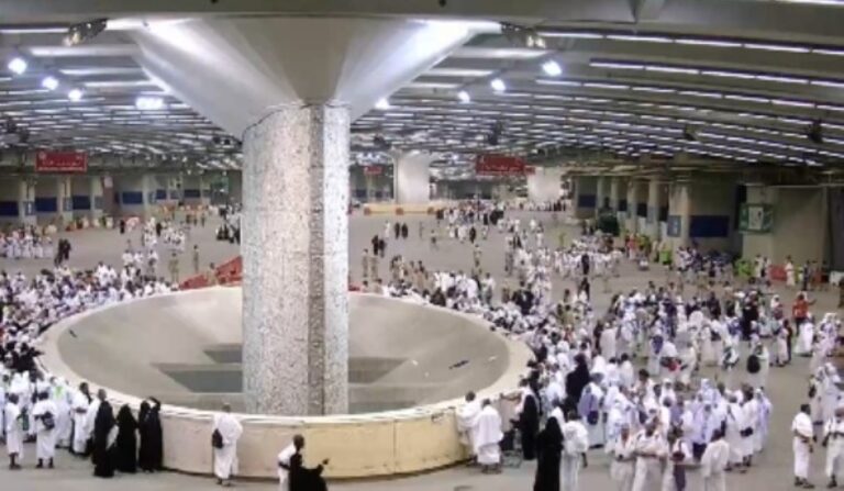 مشددًا-على-أفضل-الخدمات.-وزير-الحج-يطلع-على-جاهزية-مخيمات-الحجاج