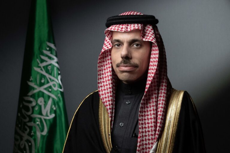 وزير-الخارجية-يبحث-التطورات-بالمنطقة-مع-نظرائه-في-4-دول