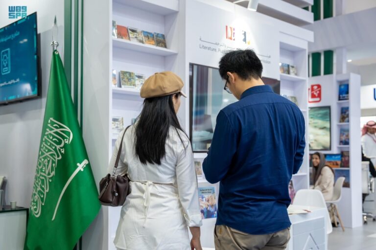 برنامج-ثقافي-متكامل.-المملكة-تفتتح-جناحيها-بمعرضي-بكين-وسيئول-للكتاب