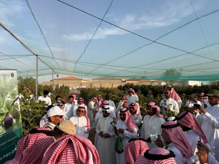 صور.-4-ورش-إرشادية-لتعزيز-الإنتاج-الزراعي-والحيواني-بالطائف