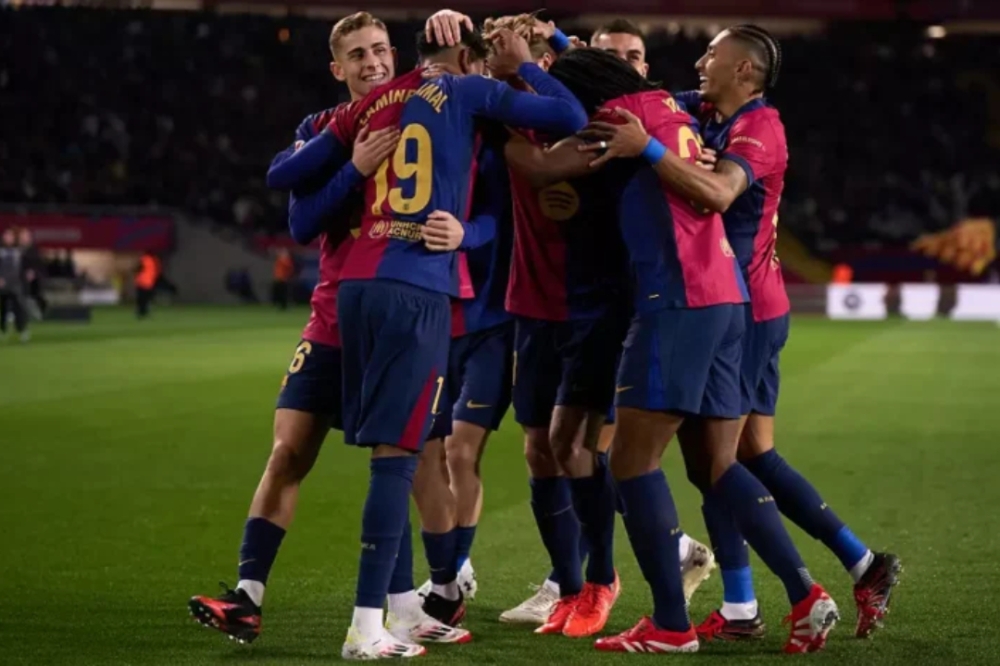 لاعب-برشلونة-يصدم-النصر