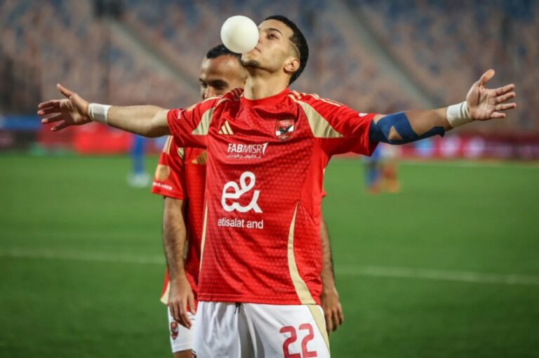 الأهلي-المصري-يرفض-بيع-نجمه-للأخدود