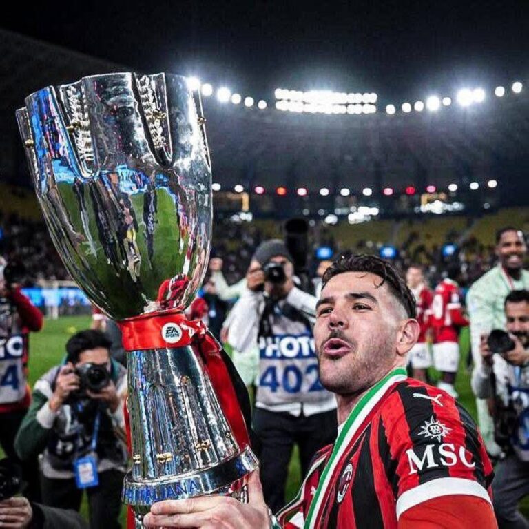 ثيو-هيرنانديز-يوقع-مع-الهلال-لمدة-3-مواسم-ـ-عاجل