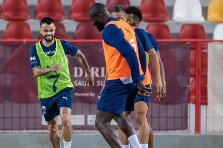 محترف-الهلال-السابق-يتلقى-عرضًا-من-دوري-يلو-ـ-عاجل