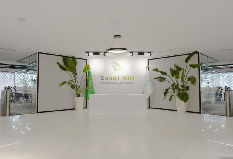 في-حوار-لـ”اليوم”.-مدير-سياسات-أبحاث-الصحة:-اعتماد-أول-برنامج-وطني-لحماية-الباحثين
