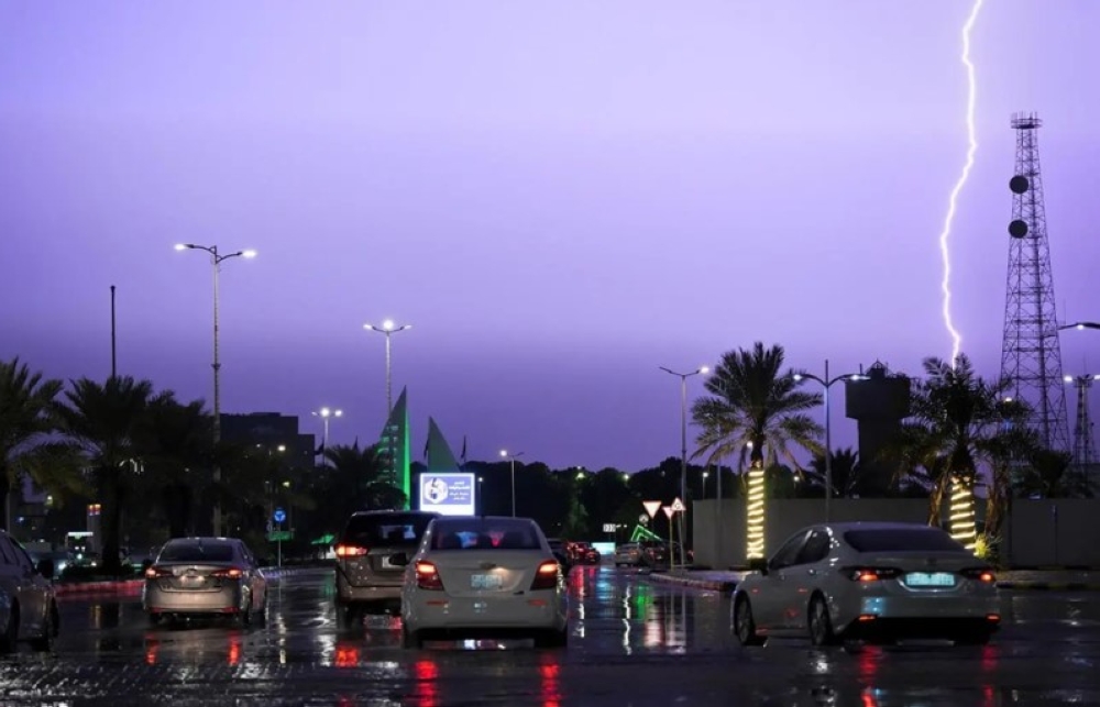 طقس-الجمعة.-أجواء-حارة-بالشرقية-والمدينة-المنورة-وأمطار-على-4-مناطق