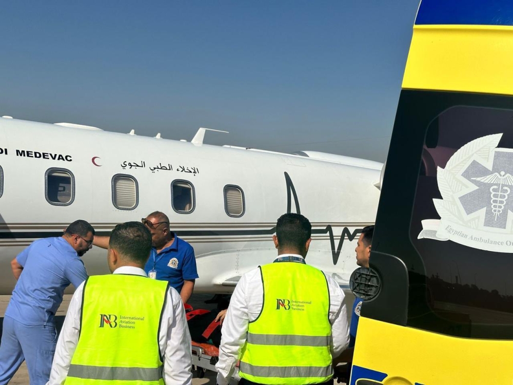 عبر-طائرة-الإخلاء-الطبي.-نقل-مواطنة-من-مصر-حالتها-الطبية-حرجة