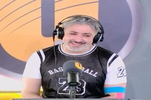 محمد المقبل يُشعل أثير UFM في برنامج “تكتك وربح”.. ساعة من الترفيه والجوائز يومياً 4 d4cd356b b0e4 4a55 b3a7 41d1ac35779b