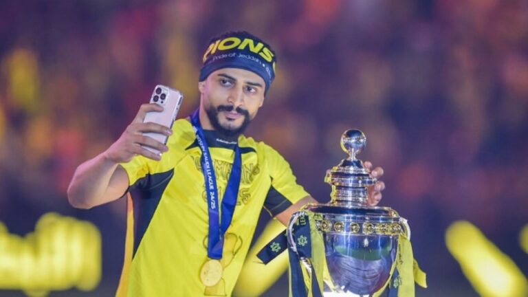 عبدالإله-العمري.-لغز-الدفاع-النصراوي-بين-البقاء-والرحيل-إلى-الاتحاد
