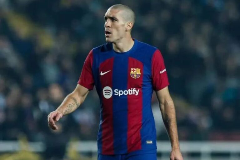 من-هو-أوريول-روميو-لاعب-برشلونة-الذي-يقترب-الشباب-من-ضمه؟