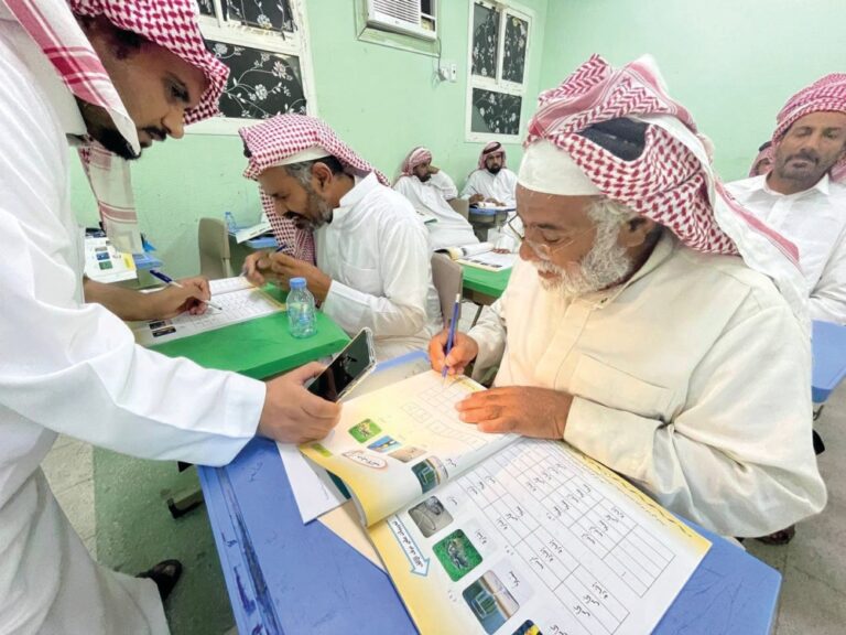 “التعليم”-تحتفي-باليوم-العالمي-لمحو-الأمية-ببرامج-ومبادرات-نوعية