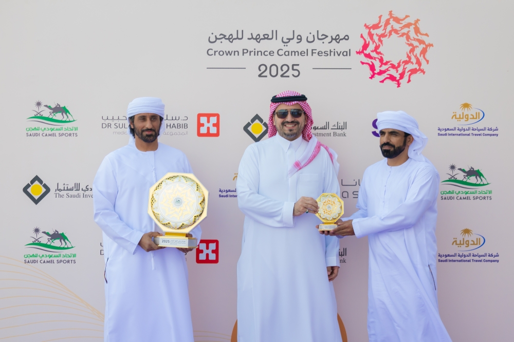 الأمير-فهد-بن-جلوي-يتوِّج-أبطال-“الجذاع”-في-ثامن-أيام-المهرجان