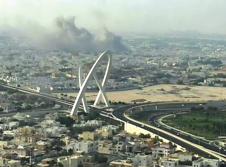 وزير-الخارجية-يصل-إلى-قطر-للمشاركة-في-القمة-الطارئة