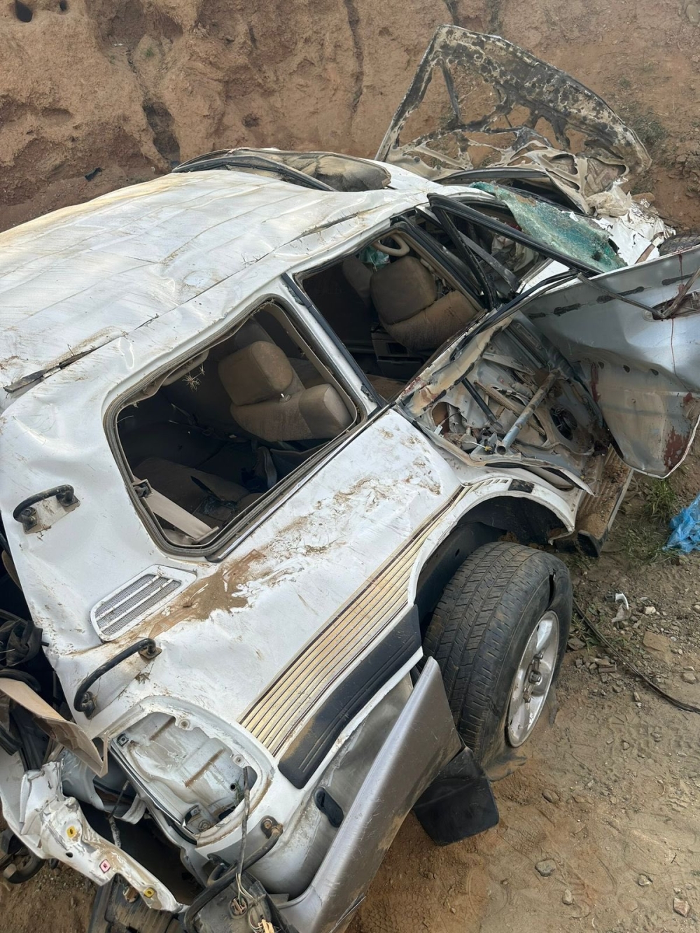 صور.-وفاة-4-معلمات-وسائقهن-في-حادث-انقلاب-مركبة-بمحافظة-الداير