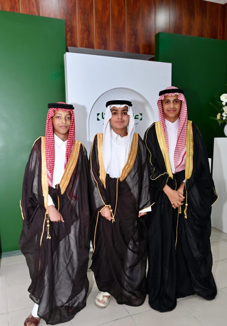 المشلح-السعودي.-رمز-الهيبة-في-احتفالات-شباب-الأحساء-باليوم-الوطني