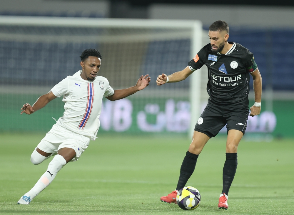 الشباب-يتغلب-على-النقص-العددي-ويقصي-أبها-من-كأس-الملك-بعد مباراة مثيرة