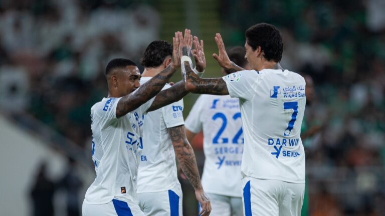 الهلال-يستهدف-3-أسماء-جديدة-لحسم-التعاقد-مع-مدير-رياضي-جديد