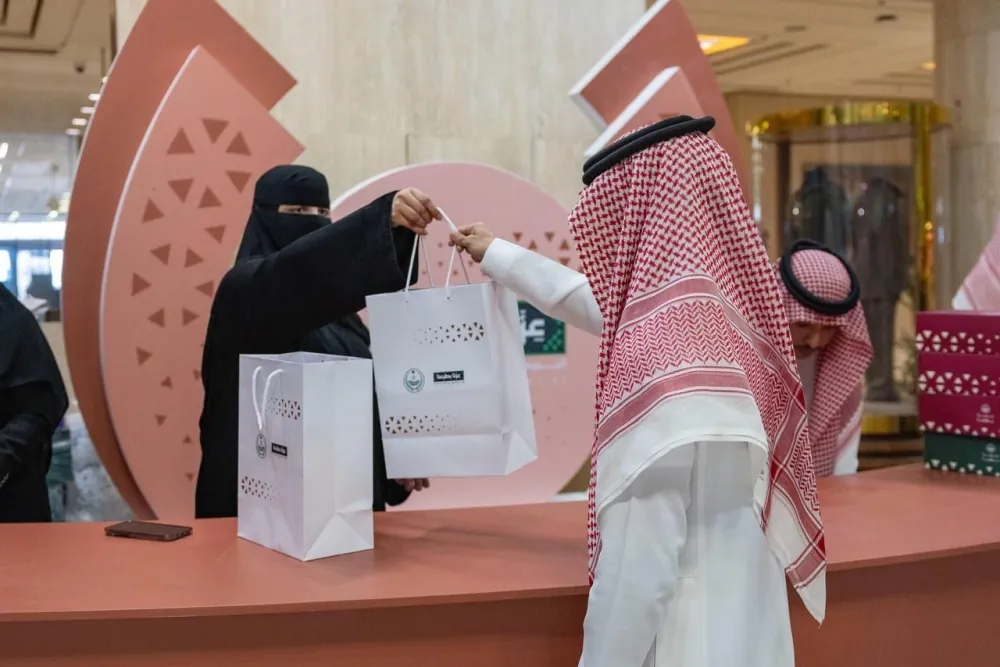 بالعروض-الشعبية-والمعزوفات-الوطنية.-الداخلية-تحتفي-باليوم-الوطني-الـ95
