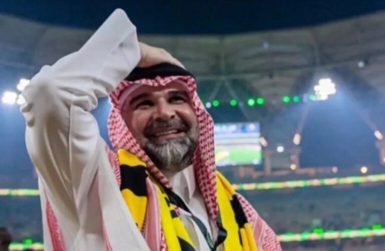 رئيس-الاتحاد-يُكذب-أنباء-التفاوض-مع-مدرب-ميلان-السابق