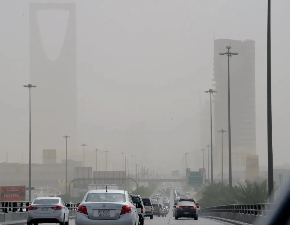 أتربة-مثارة-على-أجزاء-من-منطقة-الرياض-اليوم-الاثنين
