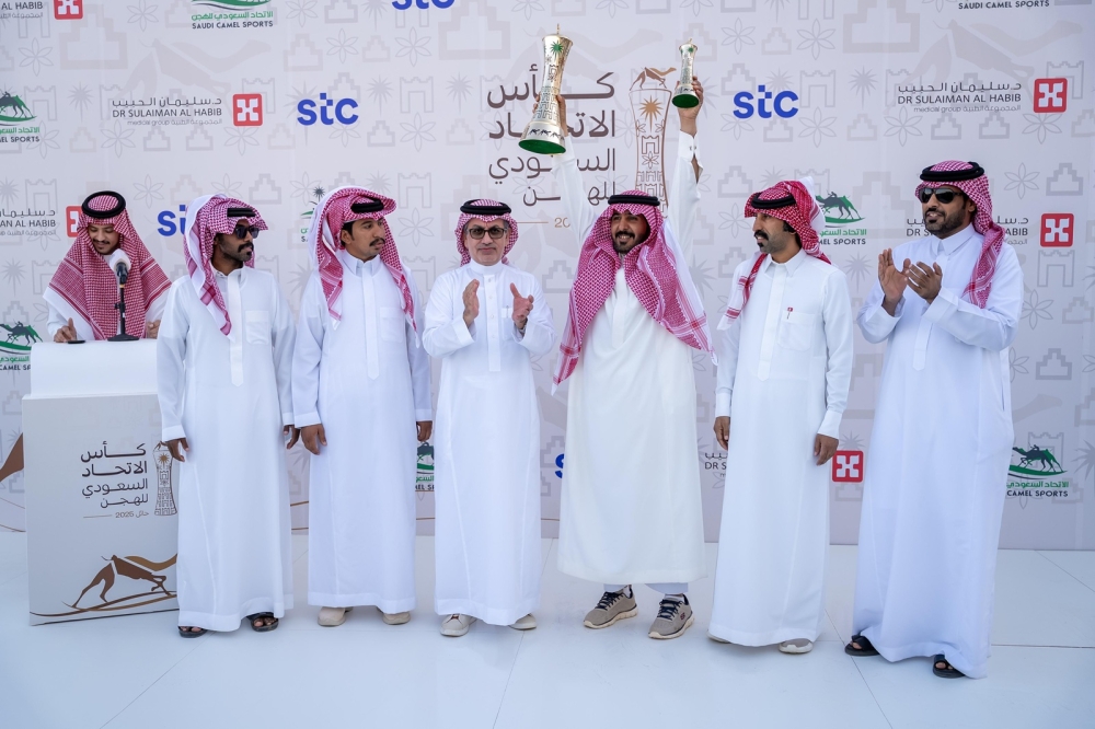 3-كؤوس-وصدارة-“الهجن-السعودية”-لكأس-الاتحاد-في-حائل