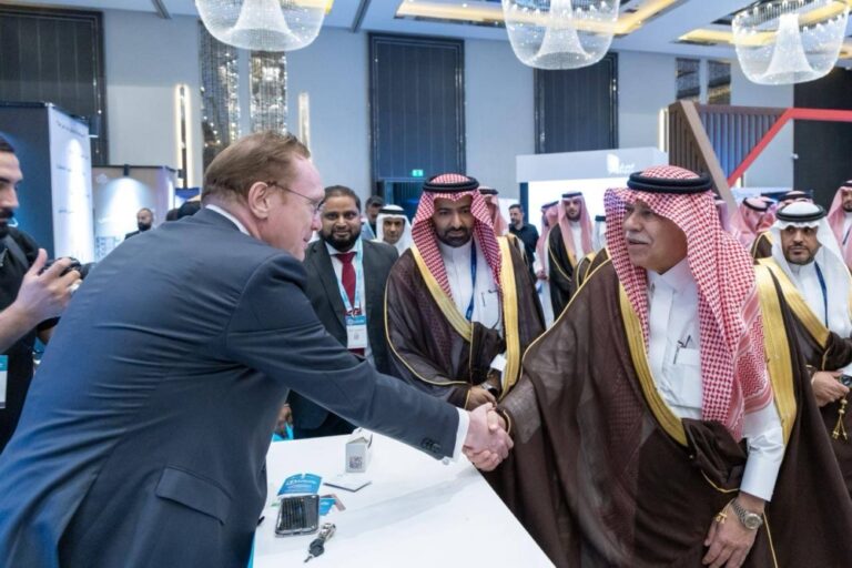 وزير-التجارة-يفتتح-أعمال-مؤتمر-إيسار-2025-بالرياض