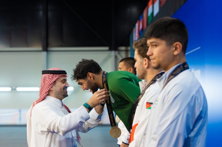 القوى-والقتال-المختلط-والملاكمة-التايلندية-يرفعون-رصيد-المملكة-إلى-10-ميداليات-بدورة-المنامة-2025