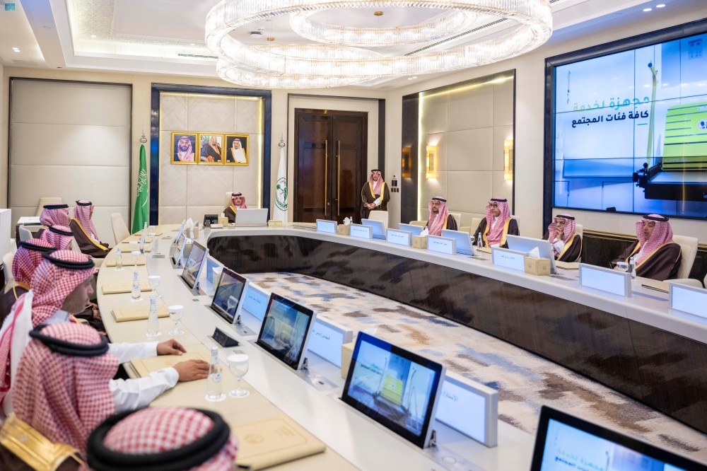 وزير-الداخلية-يدشّن-وحدة-الأورام-المتنقلة-التابعة-للخدمات-الطبية