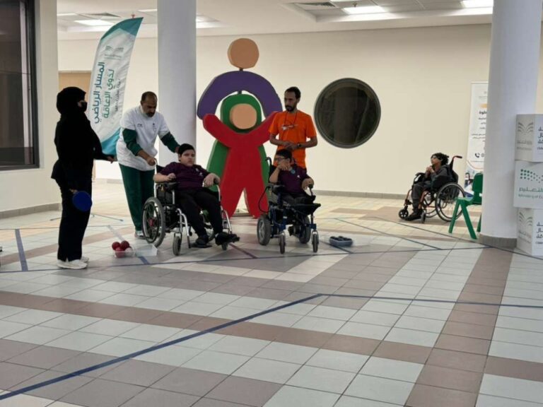 تعليم-مكة-يصنف-37-طالبًا-وطالبة-من-ذوي-الإعاقة-للمنافسات-الدولية-في-المسار-الرياضي
